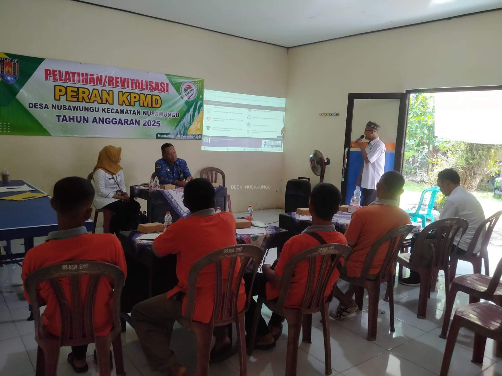 Pelatihan/Revitalisasi Peran KPMD Desa Nusawungu Tahun 2025